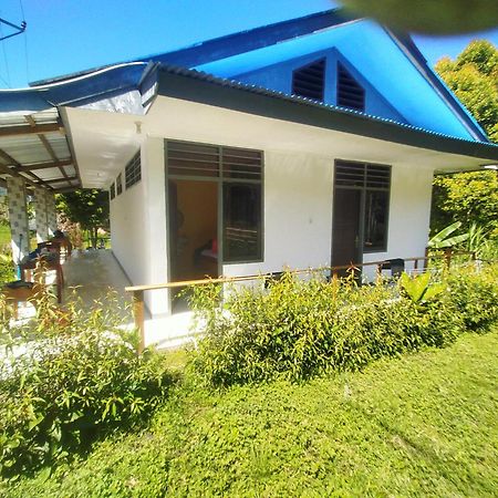 Wisma Kelimutu Ende Exterior foto